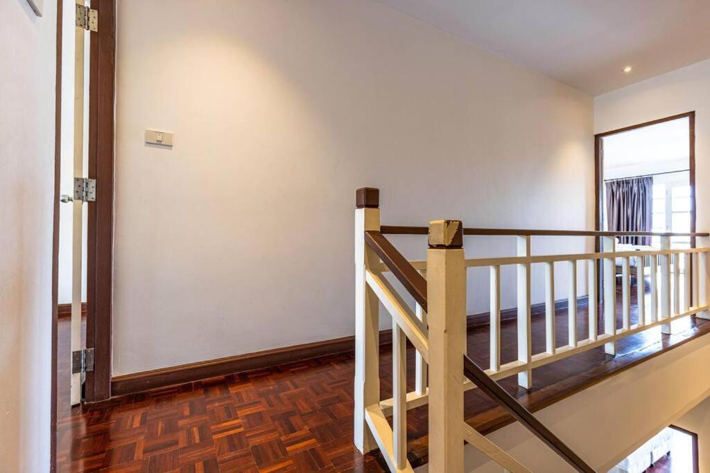 4 Bedroom Townhouse In Great Location! Hua Hin Exteriör bild