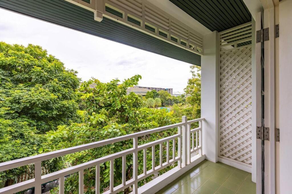 4 Bedroom Townhouse In Great Location! Hua Hin Exteriör bild