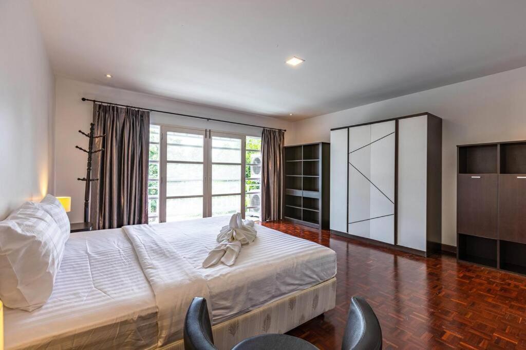 4 Bedroom Townhouse In Great Location! Hua Hin Exteriör bild